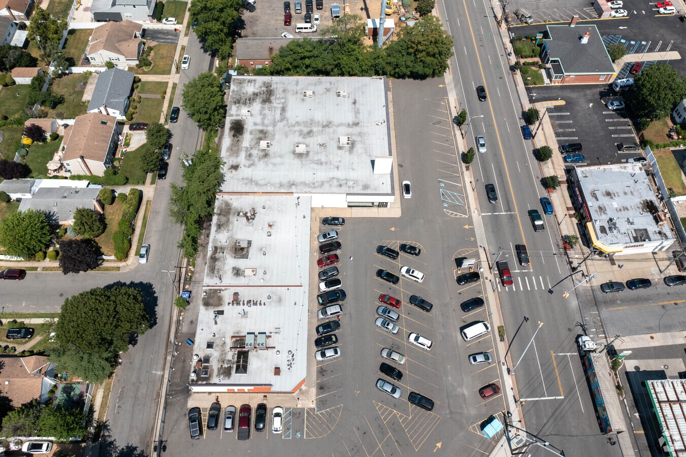 16151633 Dutch Broadway, Elmont, NY 11003