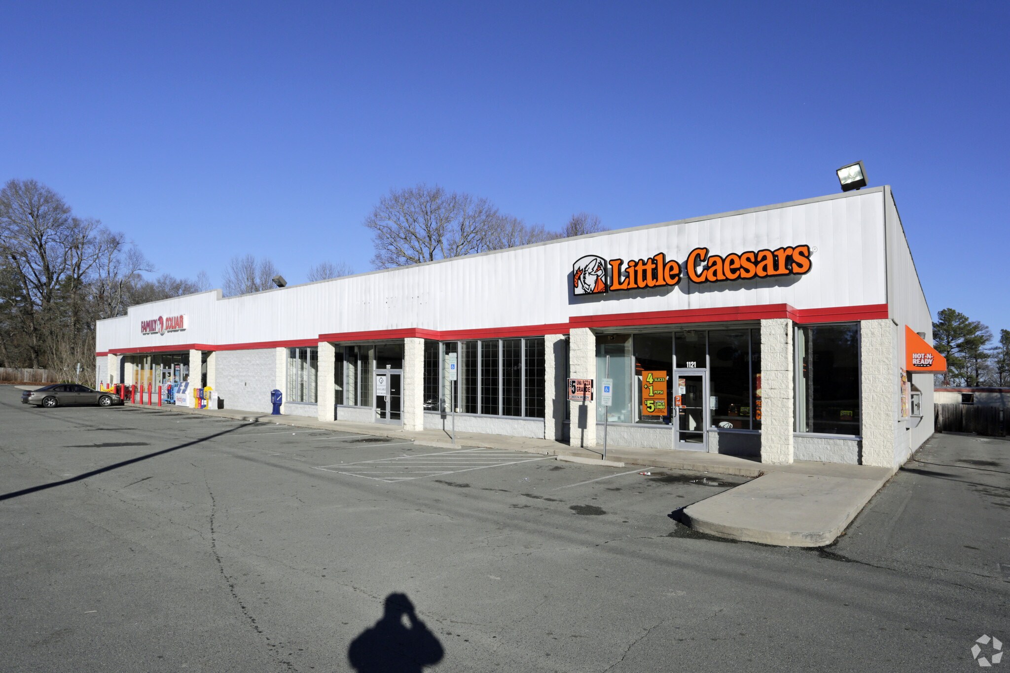 1113-1121 E 11th St, Siler City, NC for lease Primary Photo- Image 1 of 11