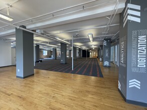 833 W Jackson Blvd, Chicago, IL for lease Interior Photo- Image 1 of 6