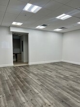 210 Valencia Ave, Coral Gables, FL for lease Interior Photo- Image 2 of 4