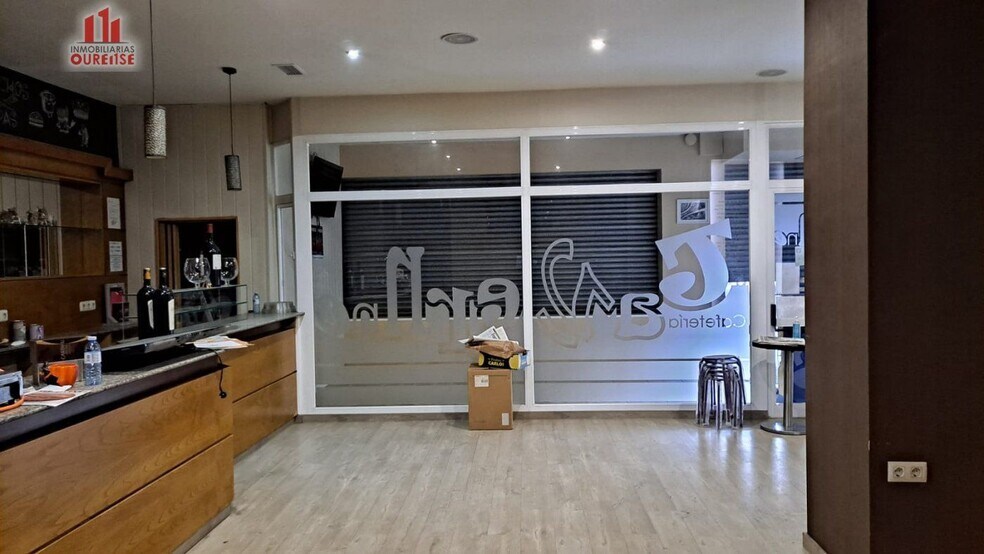 Retail in Ourense, Orense for lease - Building Photo - Image 2 of 10