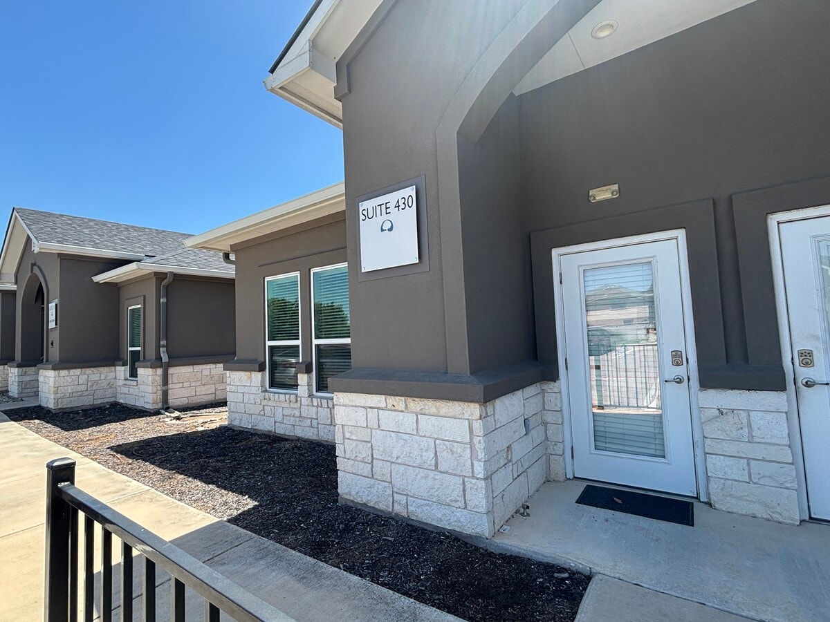 660 S Bagdad Rd, Leander, TX 78641 - Unit 430 -  - Interior Photo - Image 1 of 12