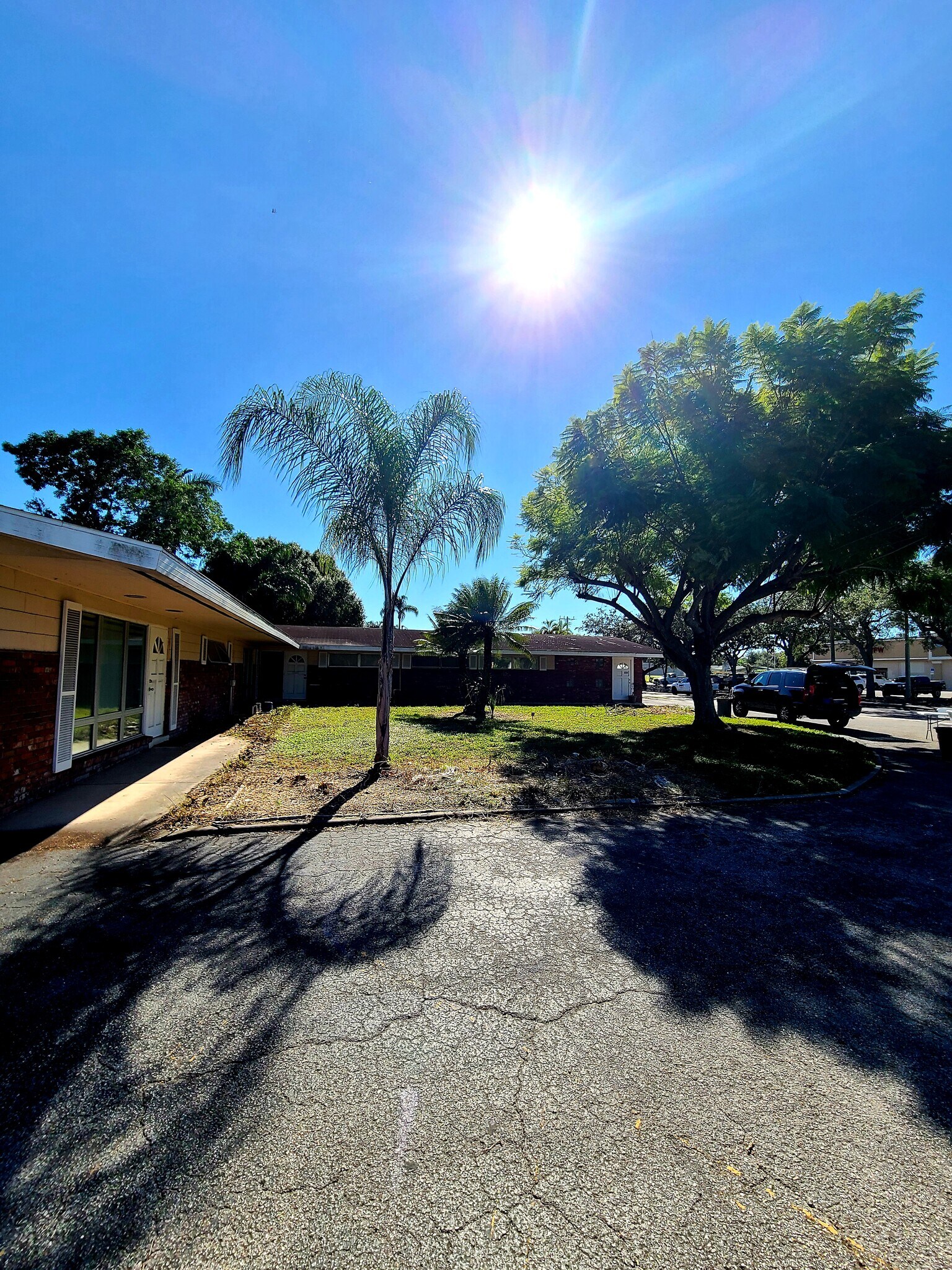 5015 Manatee Ave, Bradenton, FL for sale Building Photo- Image 1 of 1