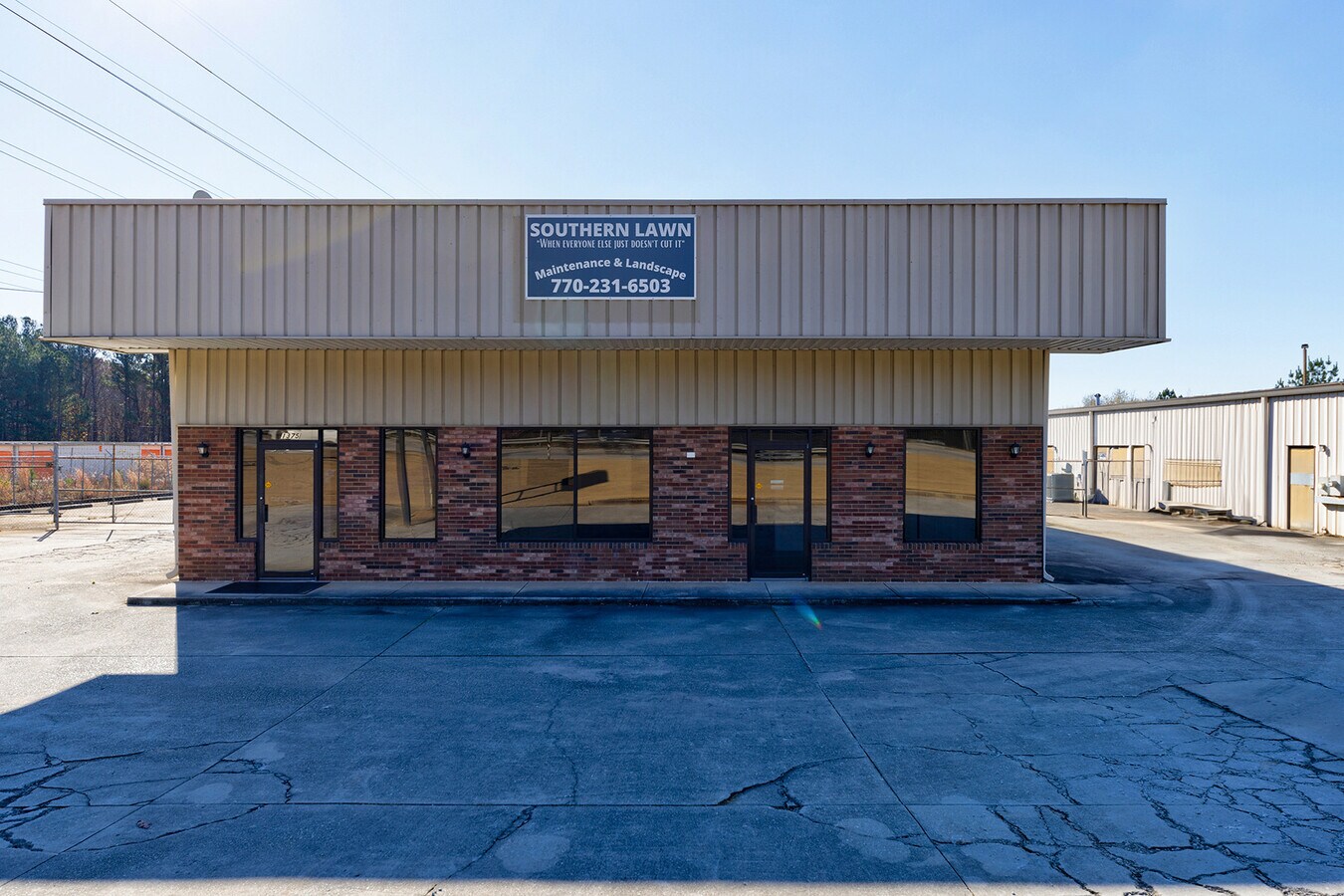 1375 Access Rd, Covington, GA 30014