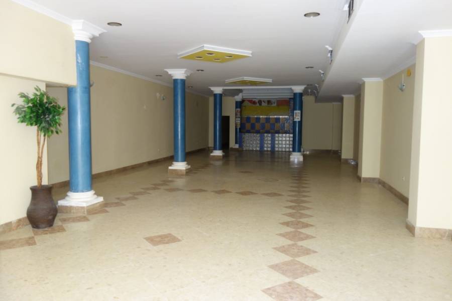 Retail in Marchena, Sevilla for lease Building Photo- Image 1 of 19