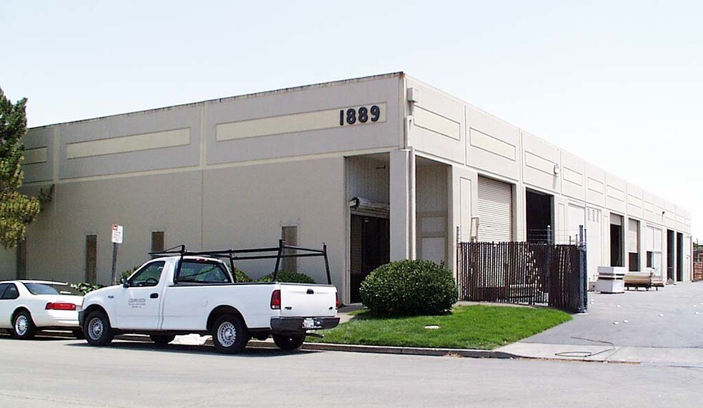 1889 Walters Ct, Fairfield, CA for lease - Building Photo - Image 1 of 9