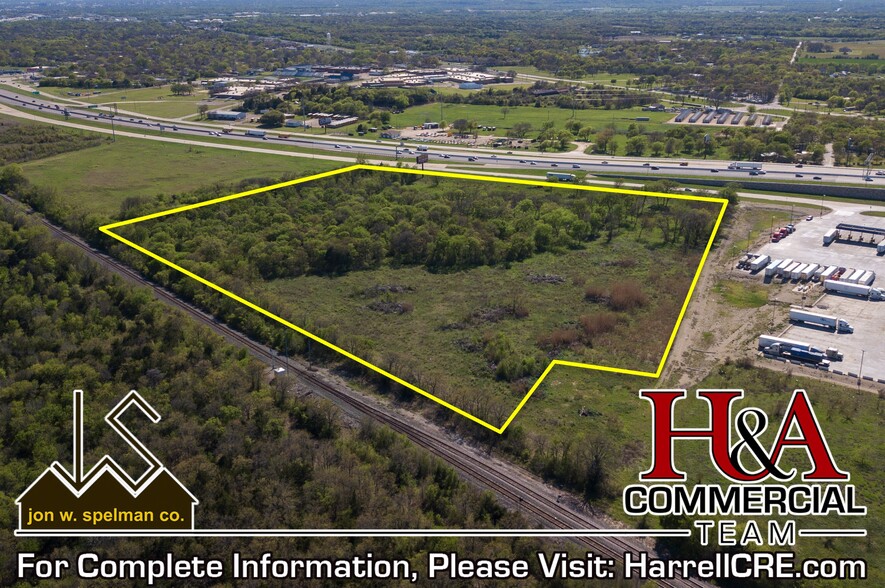 N Interstate 35, Lacy Lakeview, TX for sale - Primary Photo - Image 1 of 1