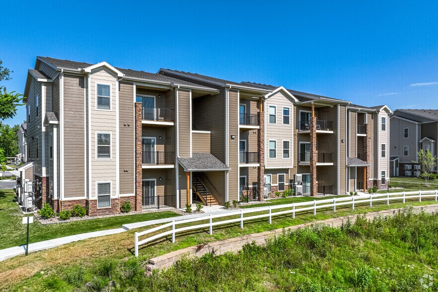 13399 Charlotte St, Kansas City, MO for sale - Primary Photo - Image 1 of 1