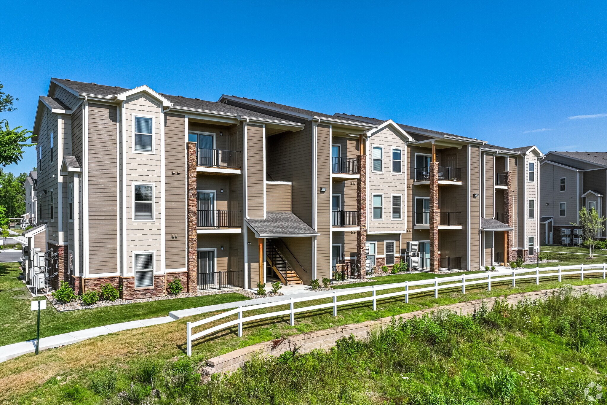 13399 Charlotte St, Kansas City, MO for sale Primary Photo- Image 1 of 1