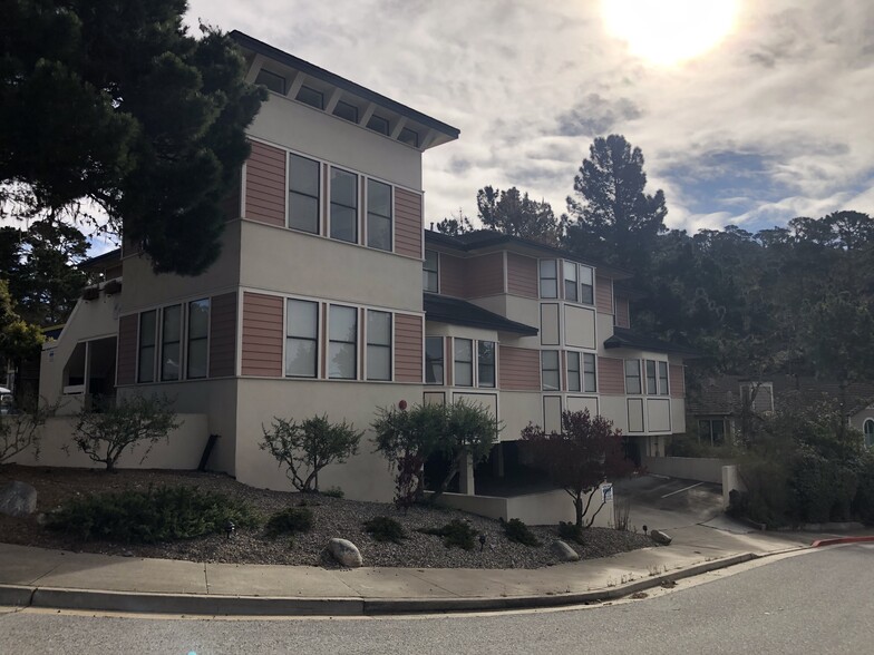 1200 Piedmont Ave, Pacific Grove, CA for lease - Building Photo - Image 2 of 10