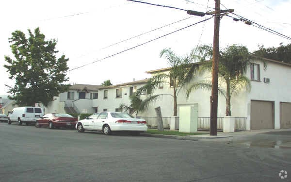 1117-1121 2nd St, San Fernando, CA for sale - Building Photo - Image 3 of 4