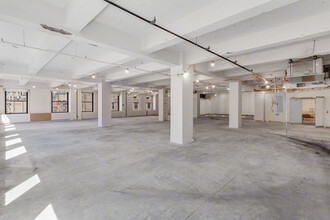 525 Seventh Ave, New York, NY for lease Interior Photo- Image 1 of 5