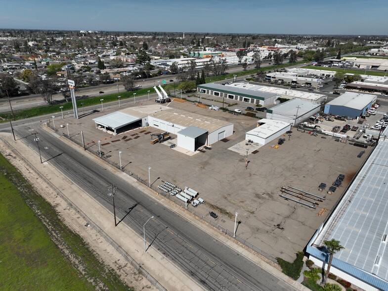 880 S Beckman Rd, Lodi, CA for sale - Building Photo - Image 1 of 7