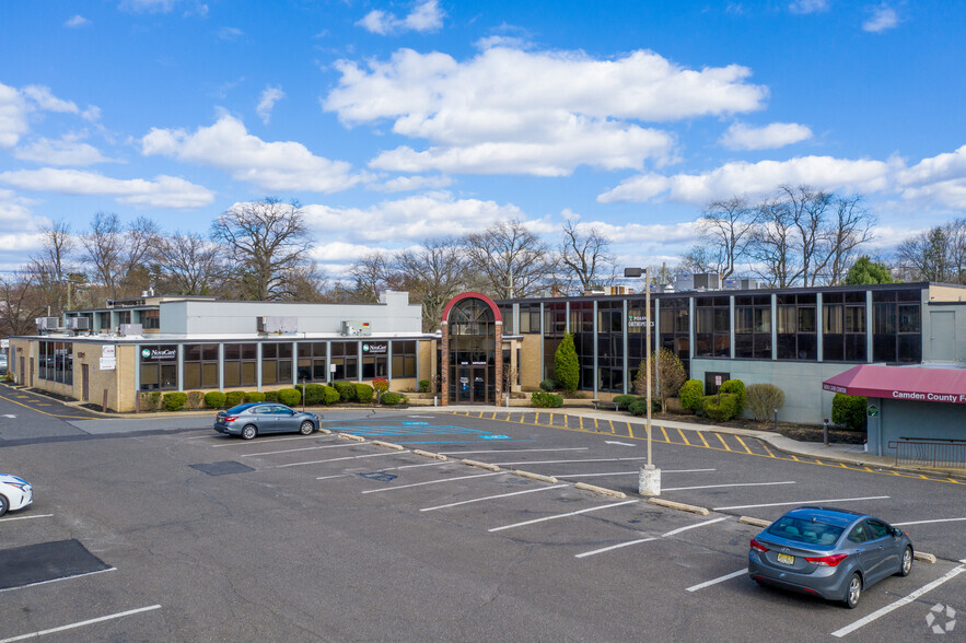 17 White Horse Pike, Haddon Heights, NJ for sale - Primary Photo - Image 1 of 21