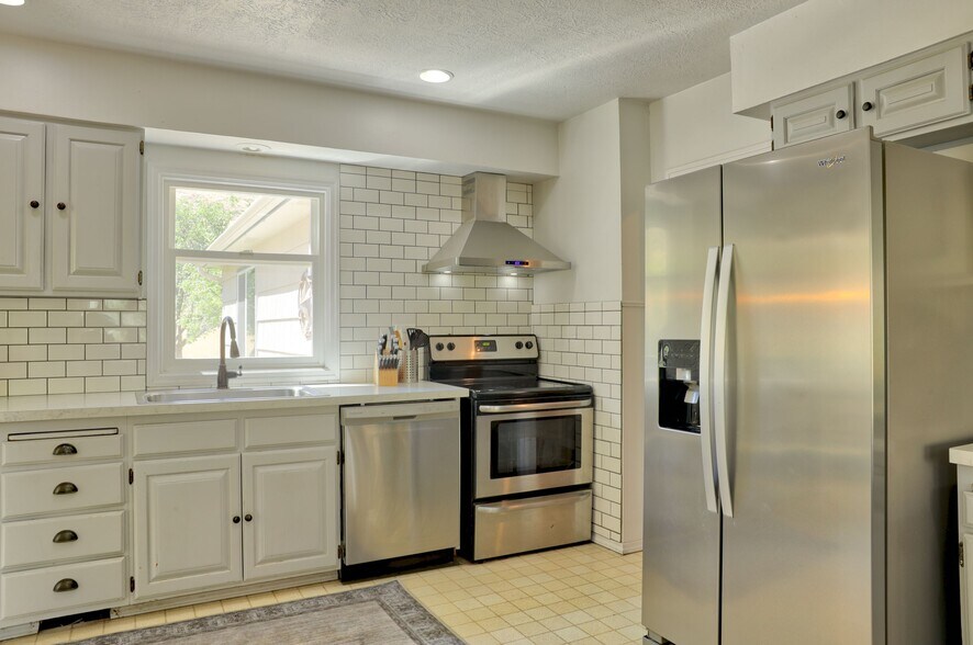 27035 Snake River Rd, Huntington, OR for sale - Building Photo - Image 3 of 16