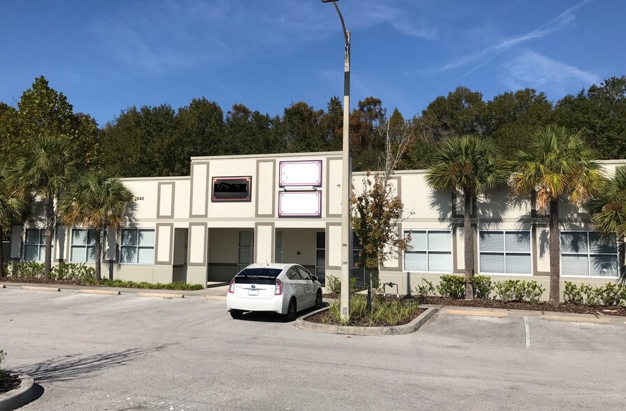 2630 Cypress Ridge Blvd, Wesley Chapel, FL for lease - Building Photo - Image 1 of 4