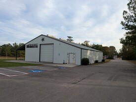 7,600 SF Air Conditioned Warehouse for Lease - Warehouse