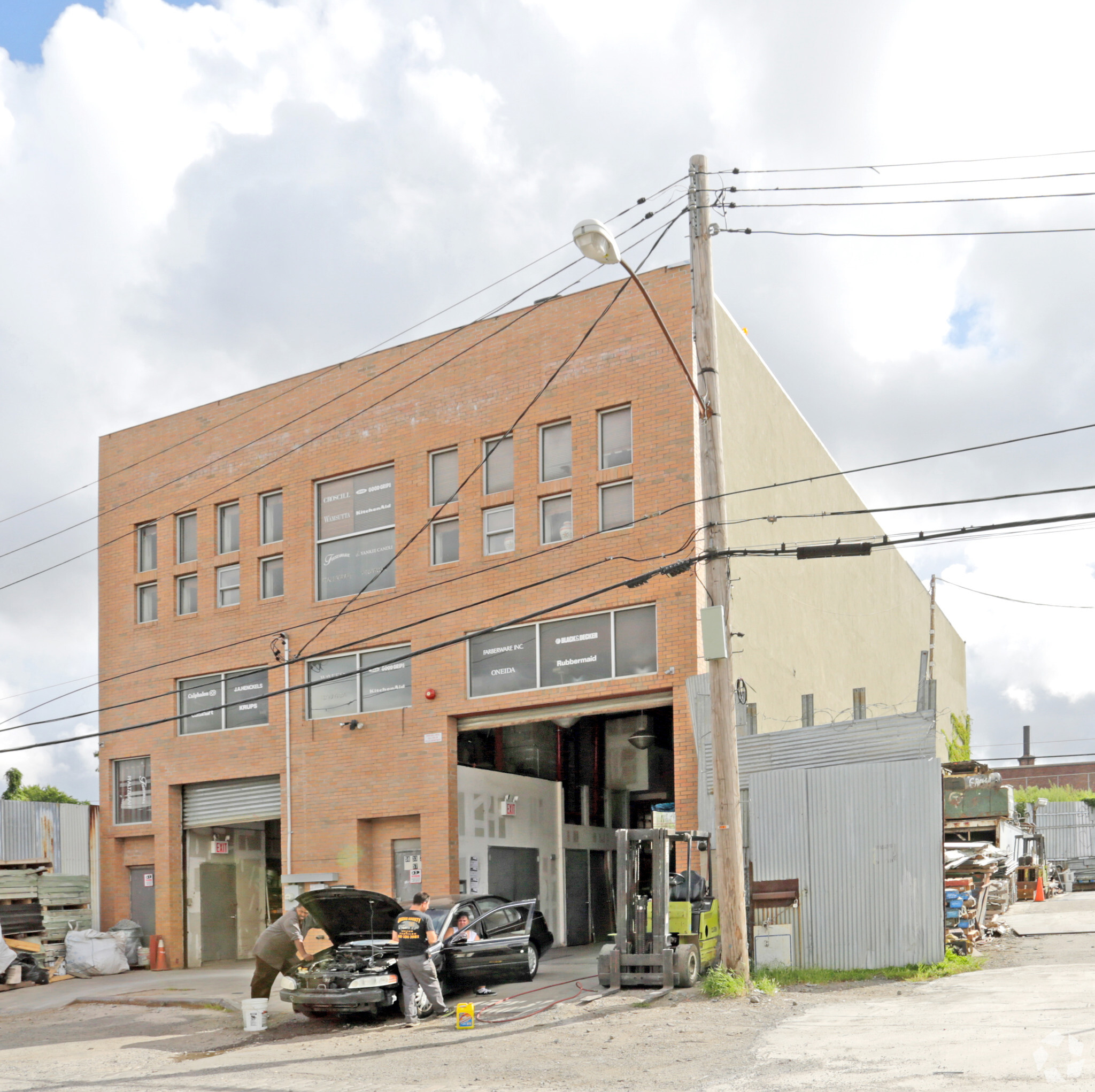 5833 57th St, Maspeth, NY for sale Primary Photo- Image 1 of 1