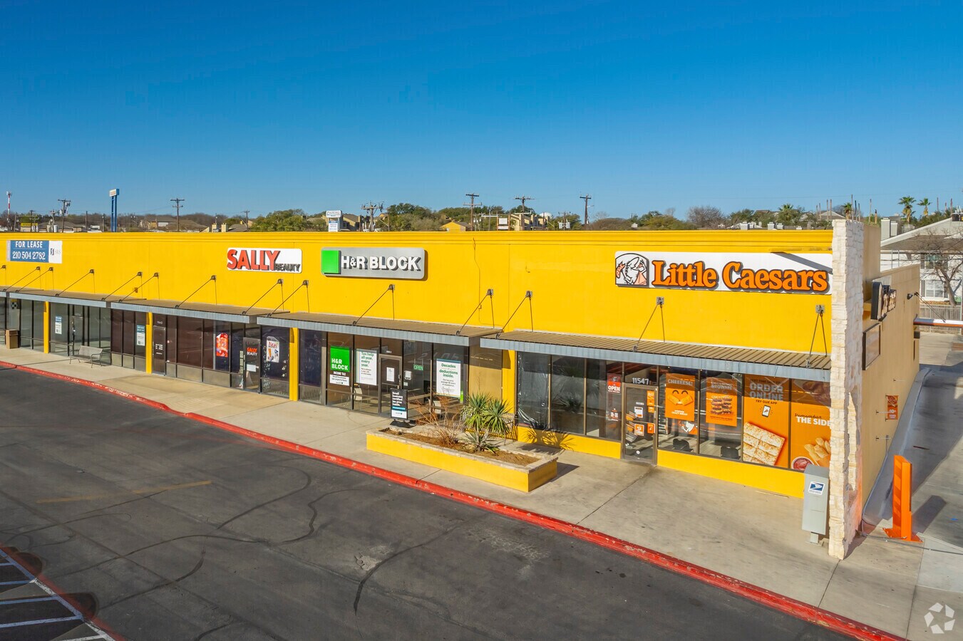 8500 Blanco Rd, San Antonio, TX 78216 Parliament Plaza Shopping Center