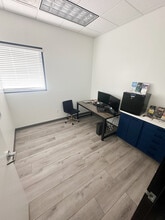 600 S Dobson Rd, Chandler, AZ for lease Interior Photo- Image 2 of 9