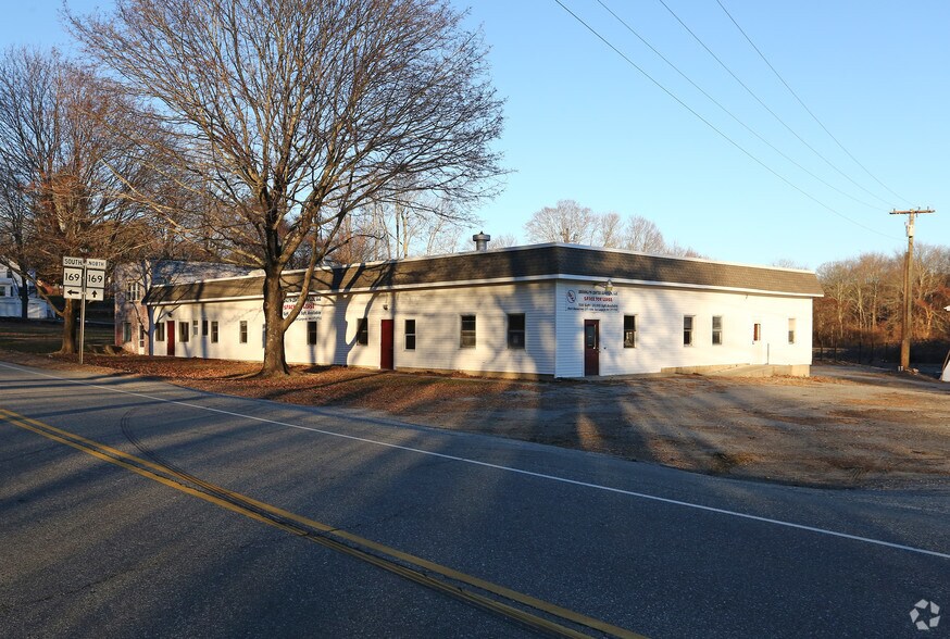 10 Wauregan Rd, Brooklyn, CT for sale - Primary Photo - Image 1 of 1