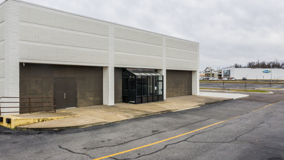 3050 New Holt Rd, Paducah, KY for lease - Building Photo - Image 3 of 11