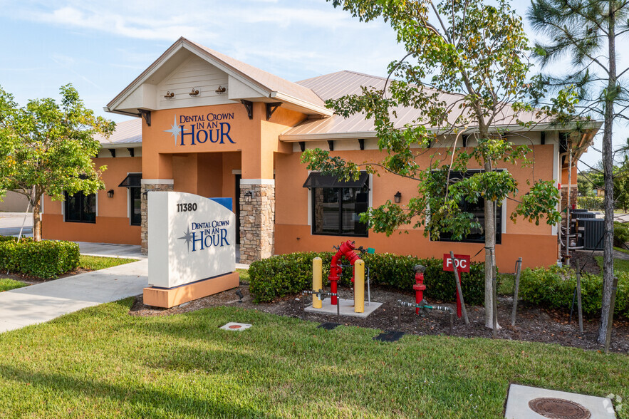 11380 Bonita Beach Rd SE, Bonita Springs, FL for lease - Primary Photo - Image 1 of 8