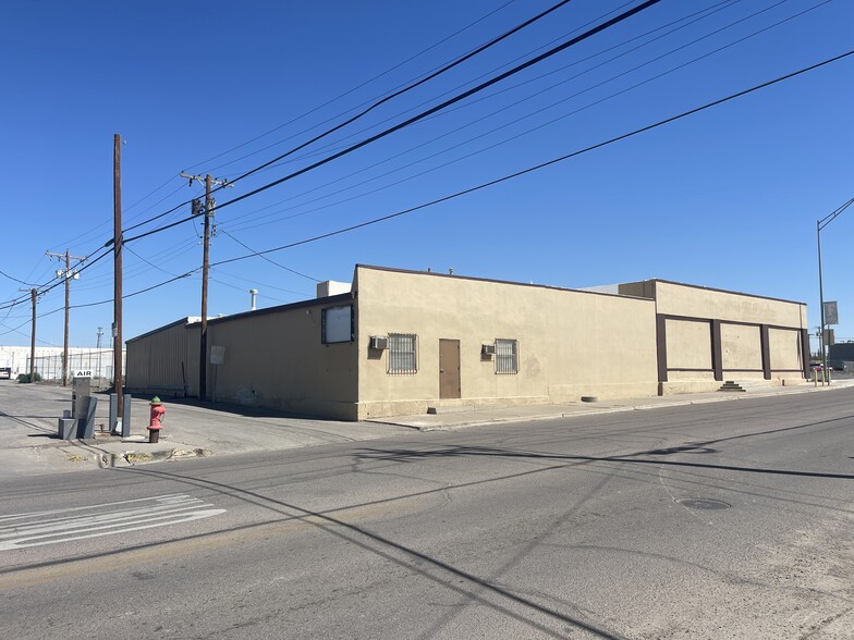 111-115 Fabens, Fabens, TX for lease - Primary Photo - Image 1 of 7