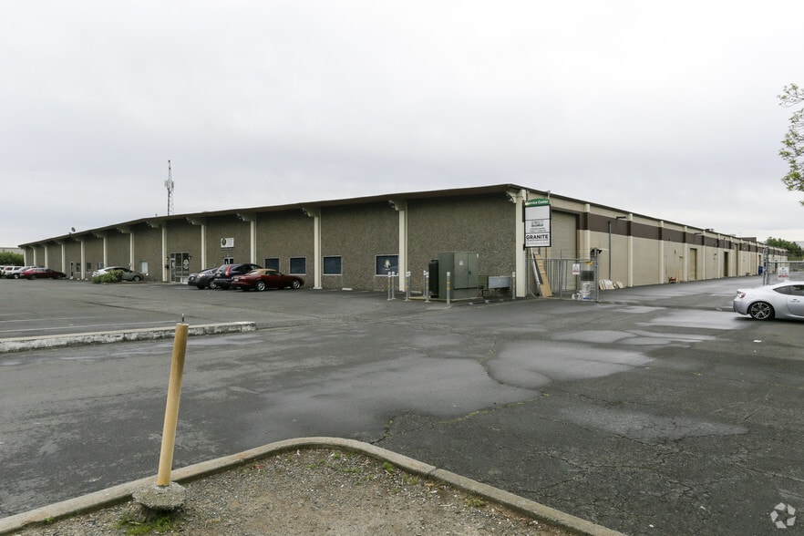 1891 Woolner Ave, Fairfield, CA for lease - Building Photo - Image 1 of 4