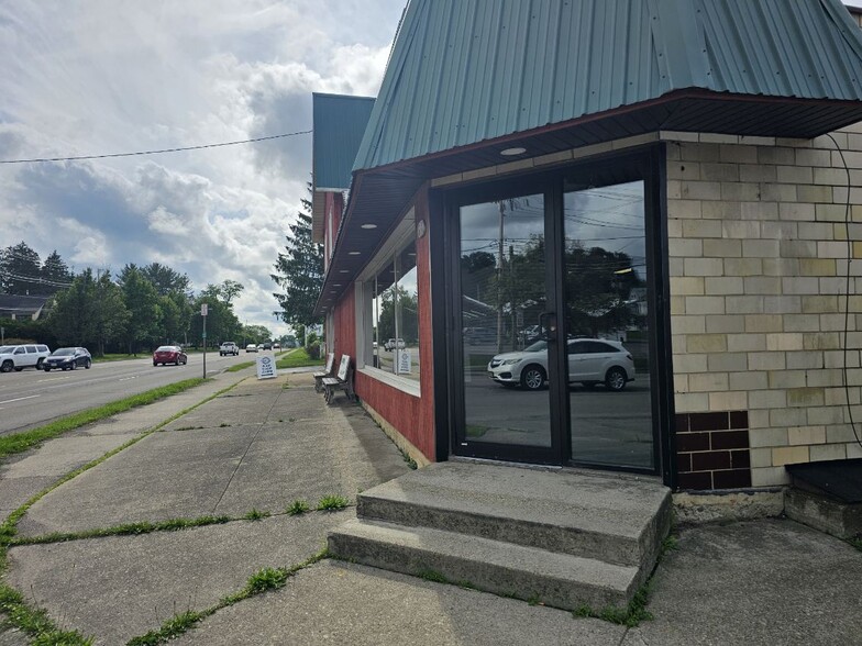 600 Fairmount Ave, Jamestown, NY for lease - Building Photo - Image 3 of 16