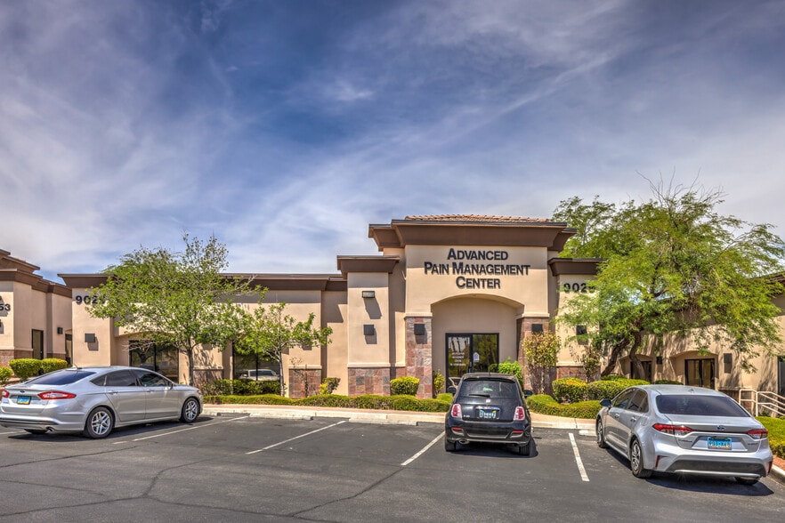 9005 S Pecos Rd, Henderson, NV for lease - Building Photo - Image 3 of 15