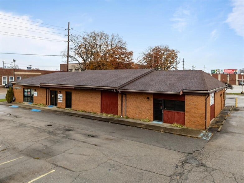 2815-2819 5th Ave, Huntington, WV for sale - Building Photo - Image 1 of 27