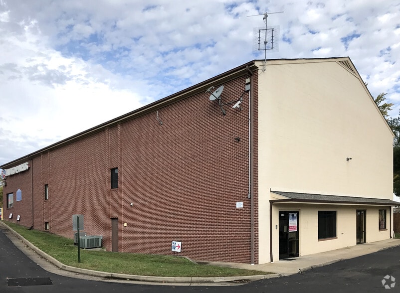 316 E Market St, Leesburg, VA for sale - Building Photo - Image 2 of 46