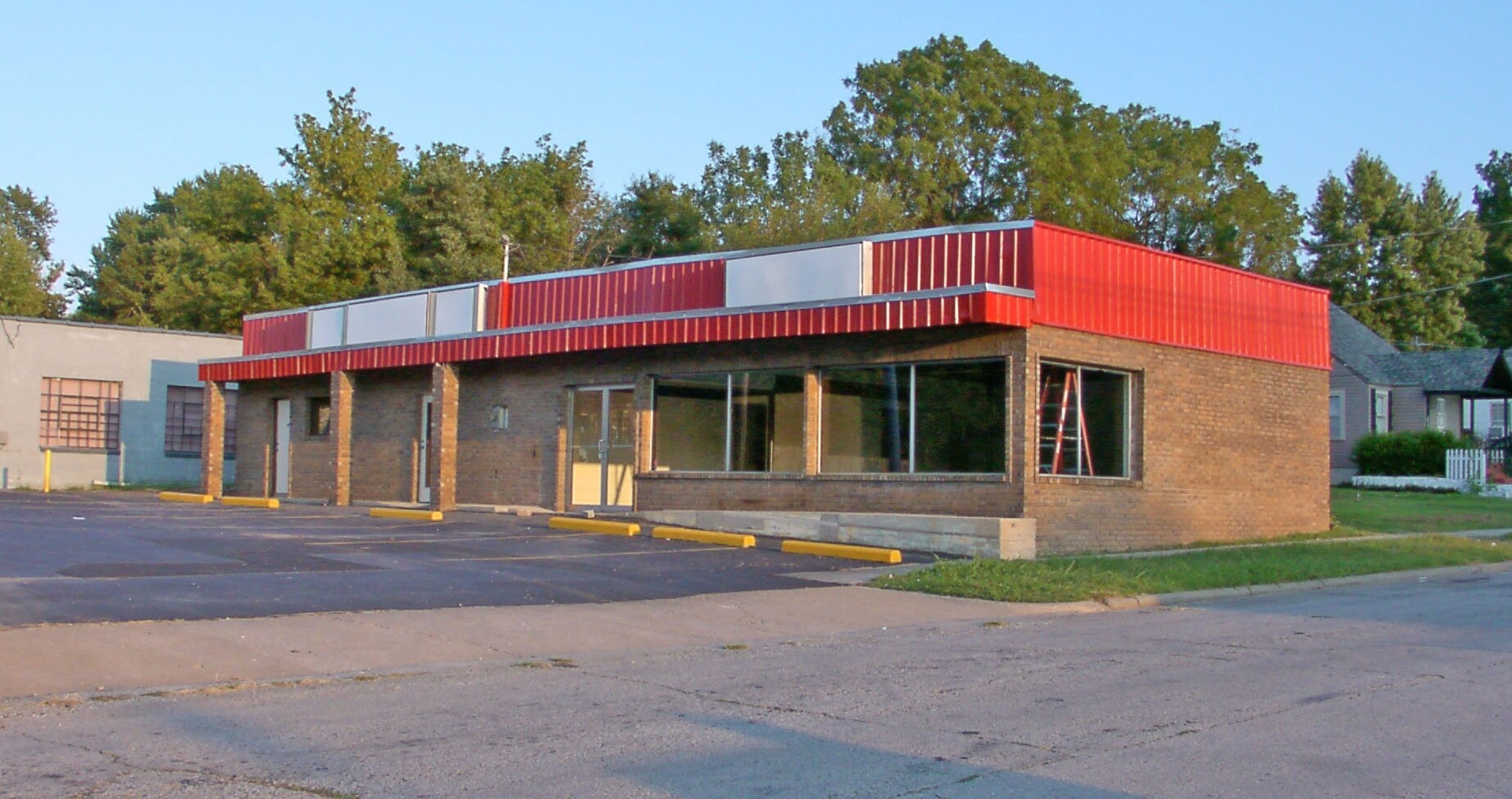 1002 E Kearney St, Springfield, MO for sale Primary Photo- Image 1 of 1