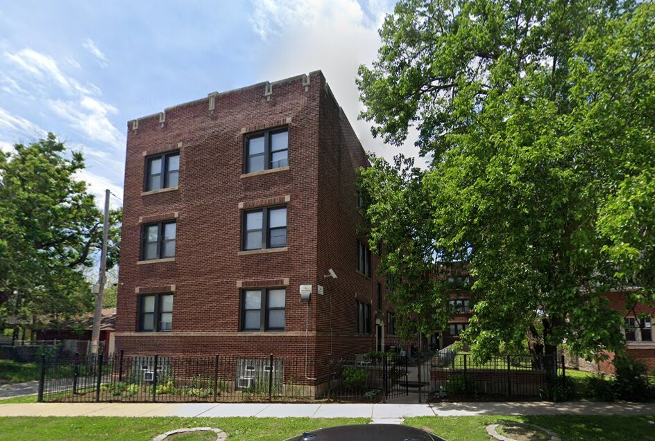 7342 S Kingston Ave, Chicago, IL for sale Primary Photo- Image 1 of 6
