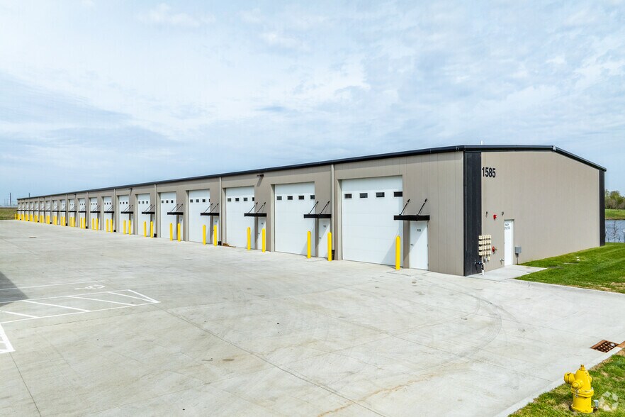 1585 NW Gettysburg Ln, Waukee, IA for sale - Building Photo - Image 1 of 21