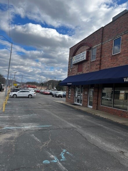 4101 Maccorkle Ave SE, Charleston, WV for sale - Building Photo - Image 2 of 2