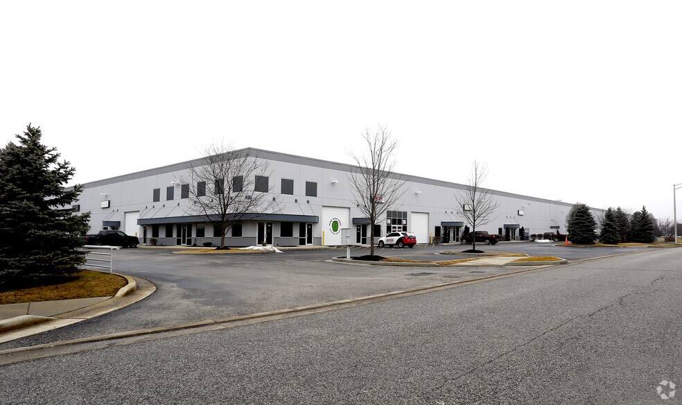 485 Southpoint Cir, Brownsburg, IN for sale - Primary Photo - Image 1 of 1