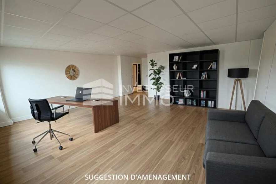 Office in Antony for lease - Building Photo - Image 1 of 10