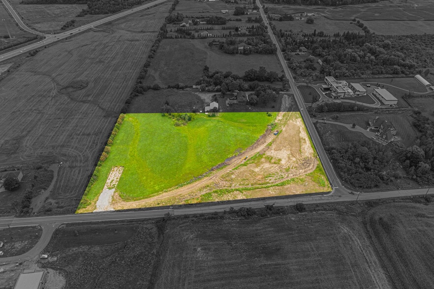 5000 Henderson Road, Milton, ON for sale - Building Photo - Image 2 of 16