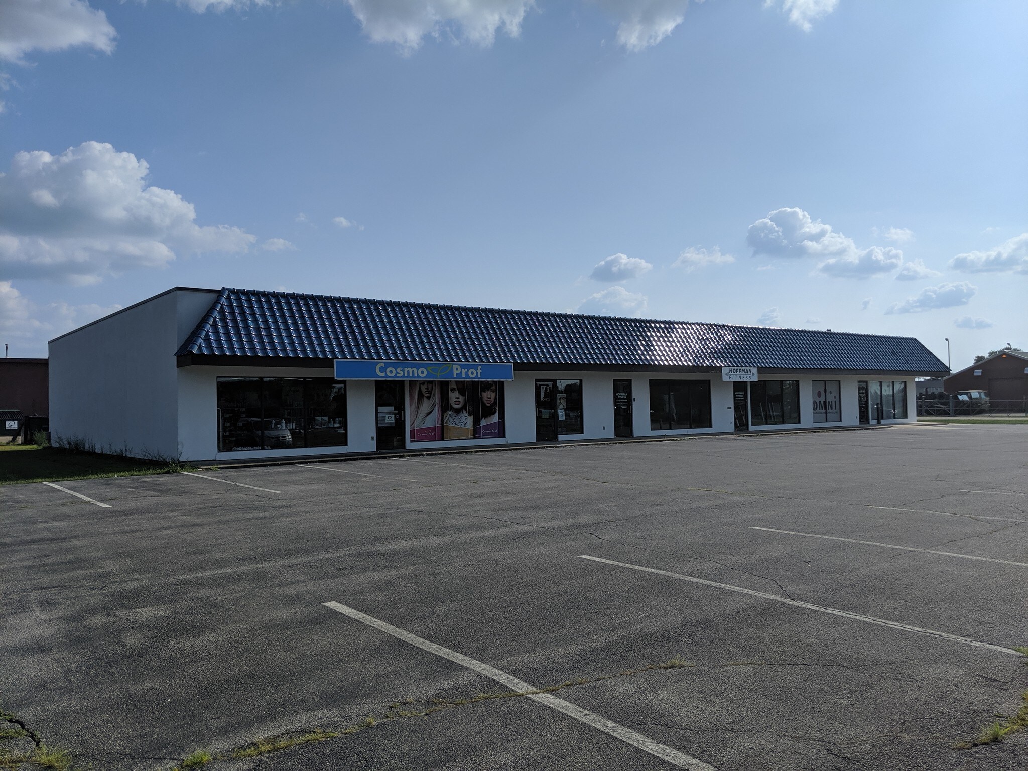 201 Richmond Ave E, Mattoon, IL for sale Primary Photo- Image 1 of 1