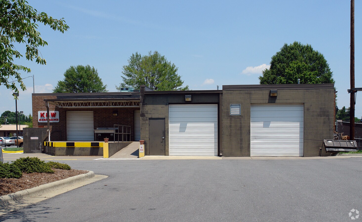 3250 Healy Dr, WinstonSalem, NC 27103