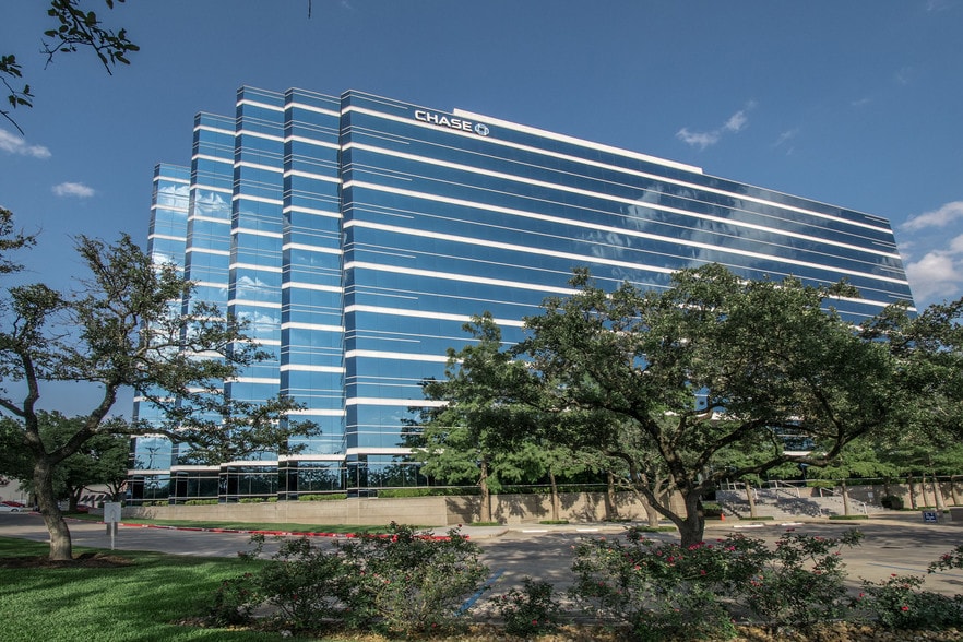 10999 W IH-10, San Antonio, TX for lease - Image 1 of 6
