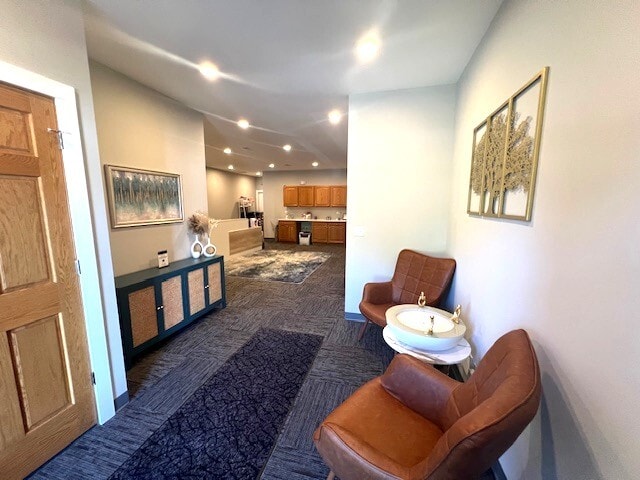 760 McArdle Dr, Crystal Lake, IL for lease Interior Photo- Image 1 of 8