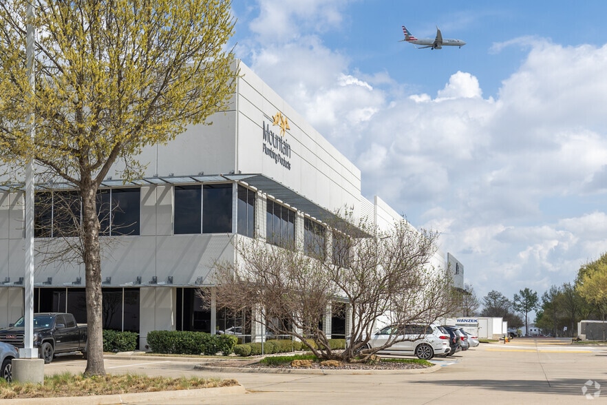 2611 Regent Blvd, Irving, TX for lease - Building Photo - Image 3 of 3