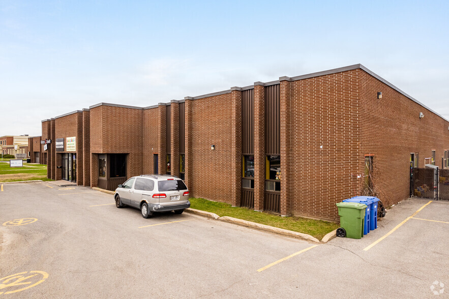 78-80 Boul Brunswick, Dollard-des-Ormeaux, QC for lease - Building Photo - Image 3 of 7