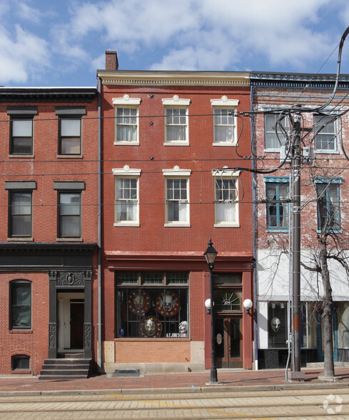 704 N Howard St, Baltimore, MD for sale - Primary Photo - Image 1 of 1