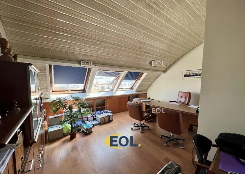 Office in Saint-Ouen-sur-Seine for lease - Interior Photo - Image 2 of 16