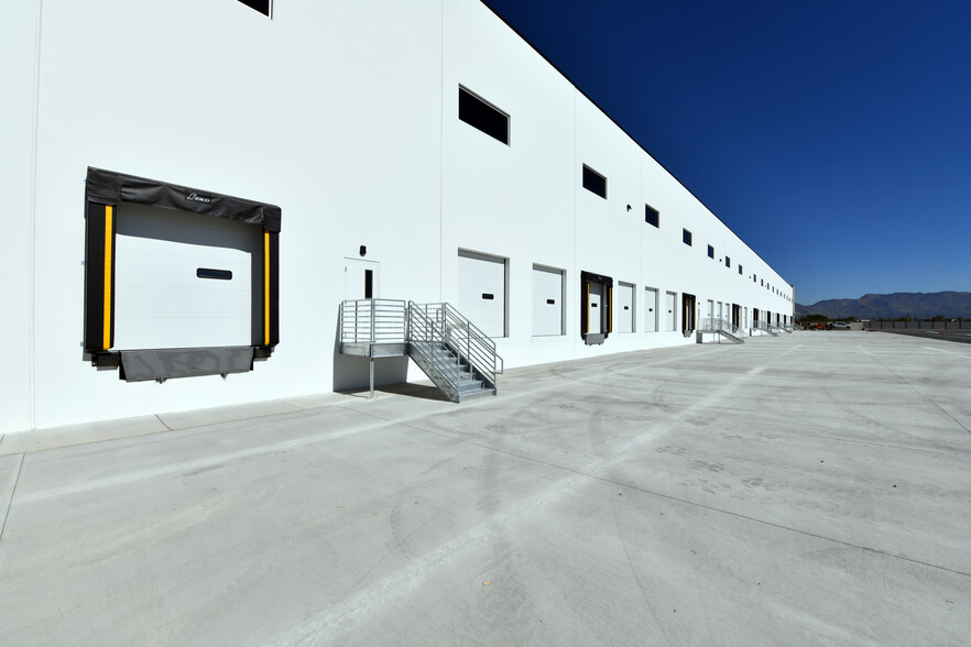 7241 5400 South, West Valley City, UT for lease - Building Photo - Image 2 of 2