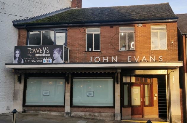 7 The Cross, Neston for sale Primary Photo- Image 1 of 1